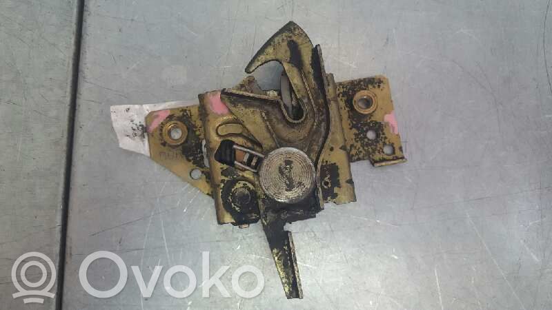 Tie down hook / loop   1474279