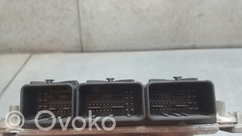 Unidad de control/módulo del motor   8200091416