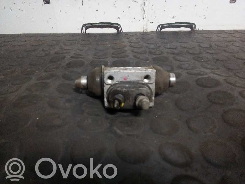 Takajarrusylinteri   43030SP8000