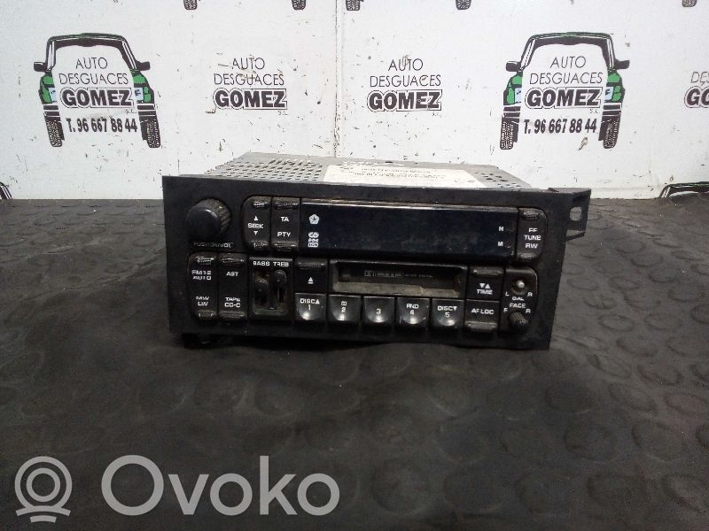 Panel / Radioodtwarzacz CD/DVD/GPS   04704392AD