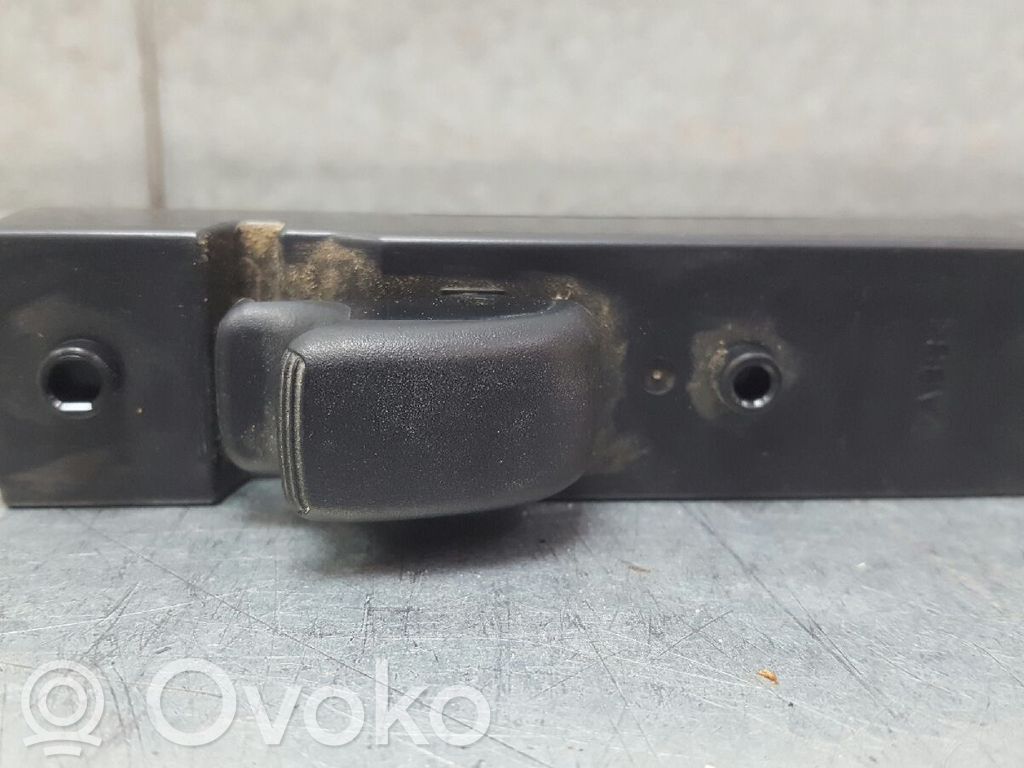 Comutator comandă geamuri electrice   MR252818