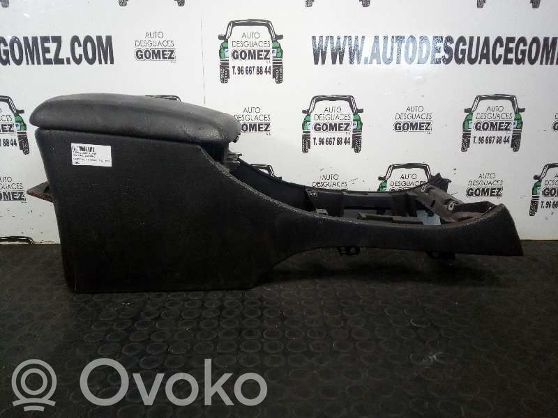 Peugeot 607 Reposabrazos 