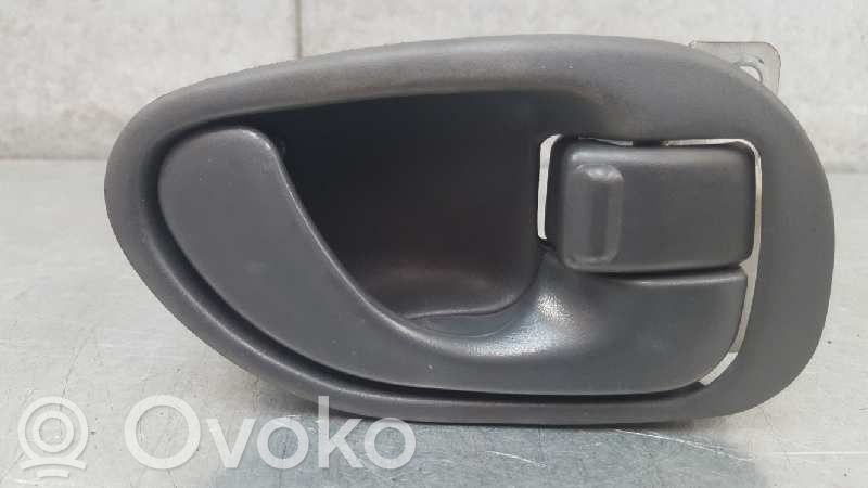 Manecilla interna puerta delantera   MB971178