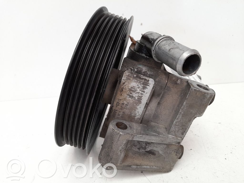 Jaguar X-Type Power steering pump 