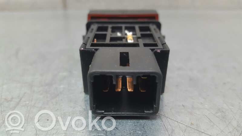 KIA Cerato Comutator lumini pericol 