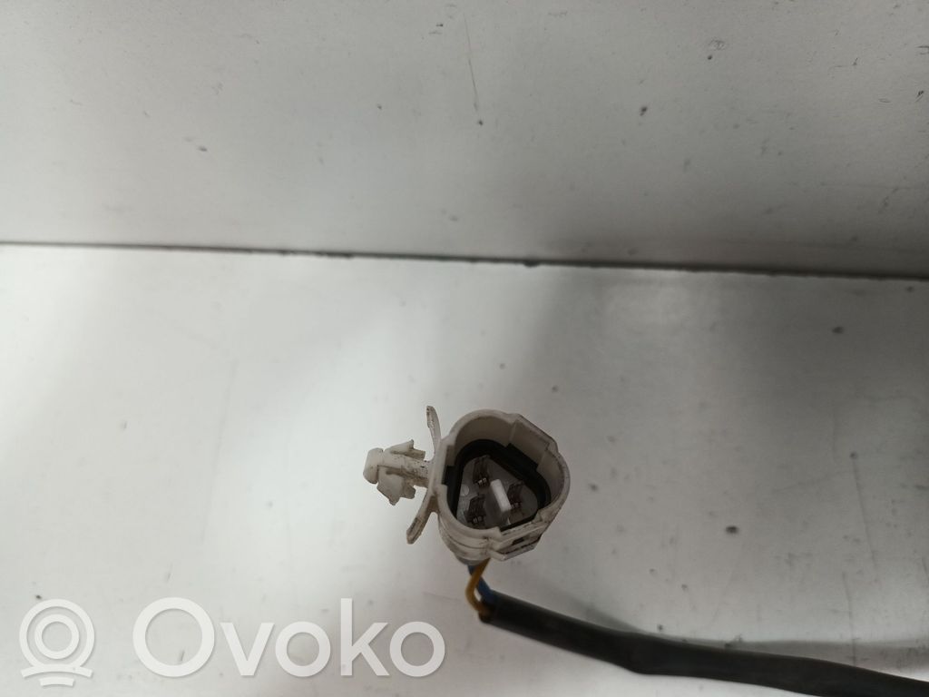 Etuoven sähköinen sivupeili