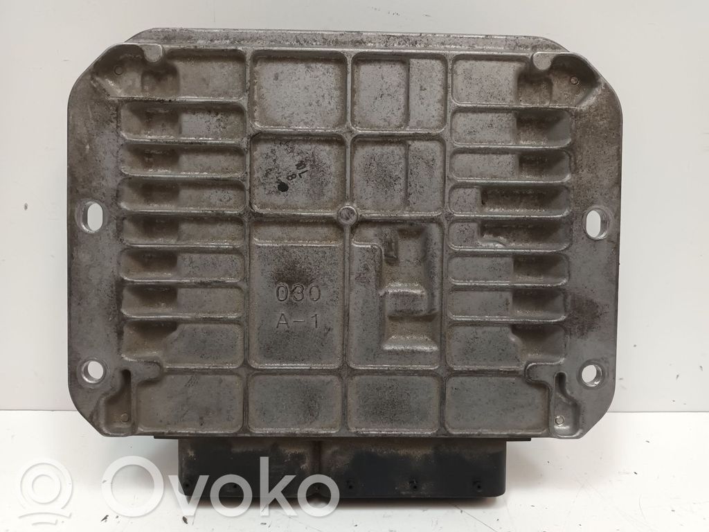 Unidad de control/módulo del motor   22611AP840