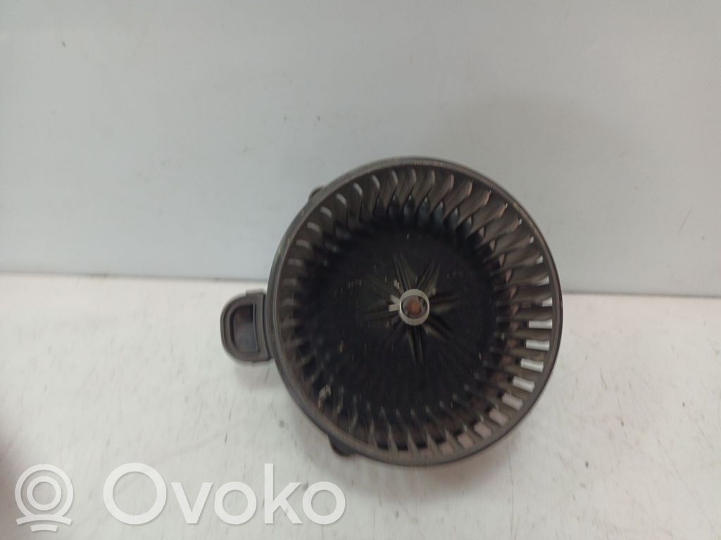 KIA Stonic Ventilator aerotermă 