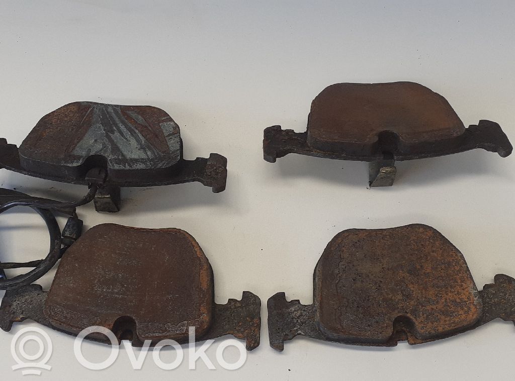 Plaquettes de frein arrière