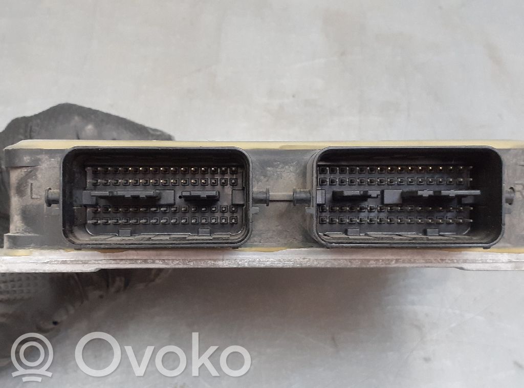 Unidad de control/módulo del motor   LF5018881E
