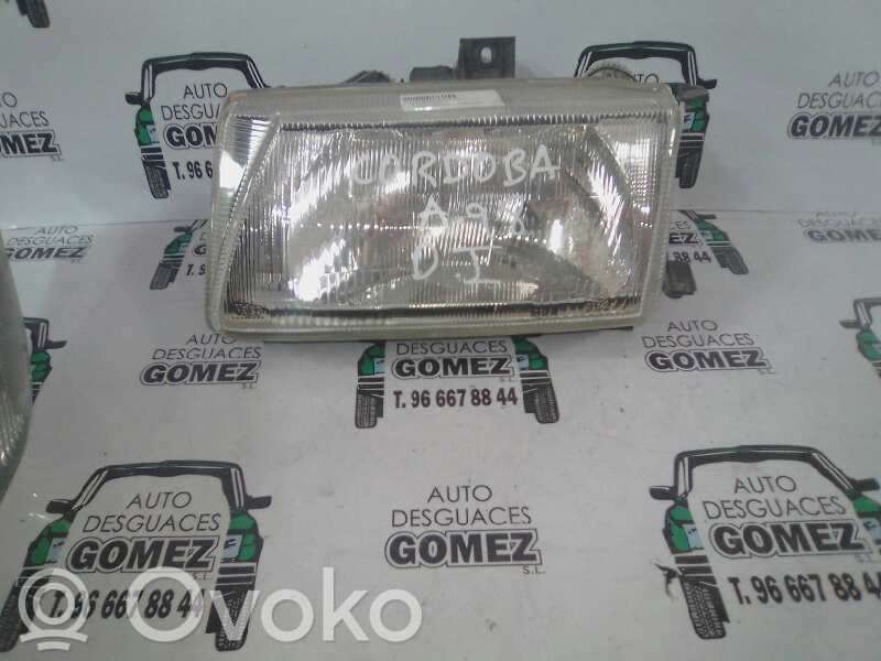 Seat Cordoba (6K) Scheinwerfer 