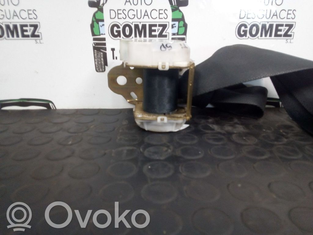 Toyota Corolla Verso AR10 Cinturón trasero 