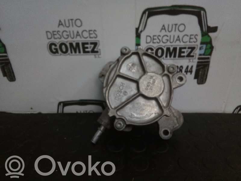 Volvo V50 Vacuum pump 