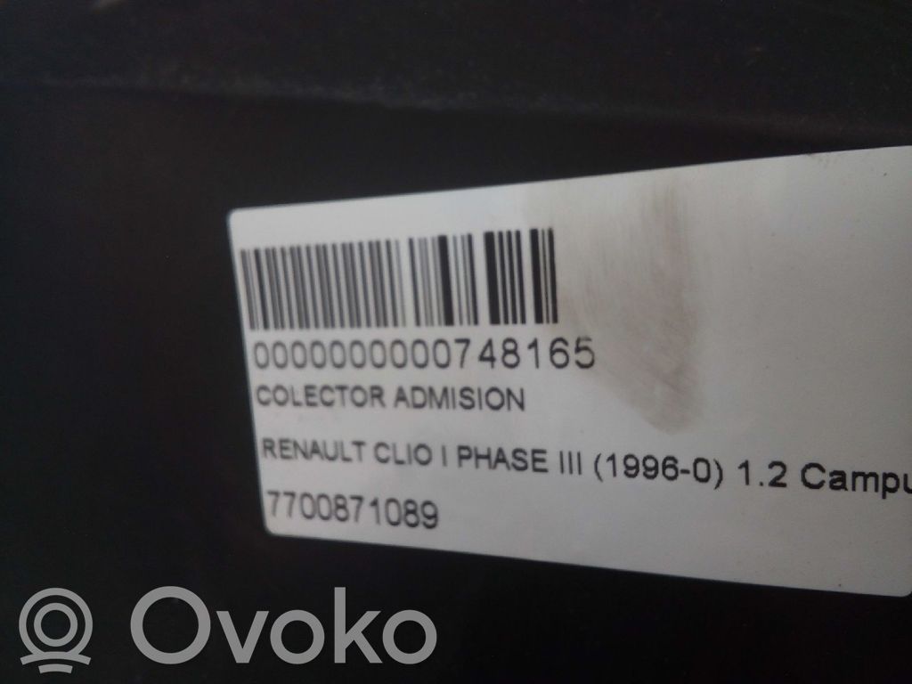 Renault Clio I Colector de admisión 