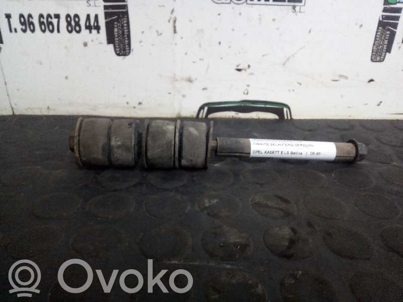 Opel Kadett E Triangle bras de suspension inférieur avant