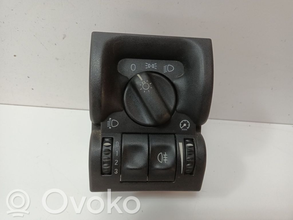 Lichtschalter   6240032