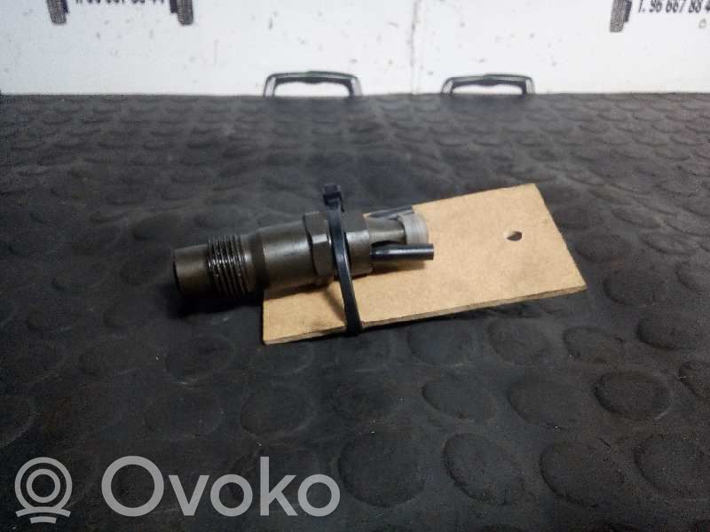 Nissan Primera Inyector de combustible 