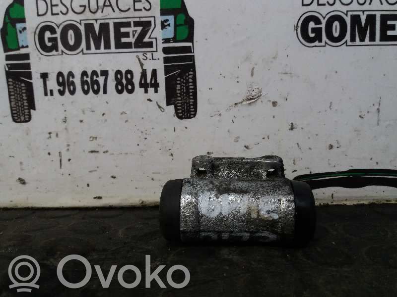 Renault Clio I Takajarrusylinteri 