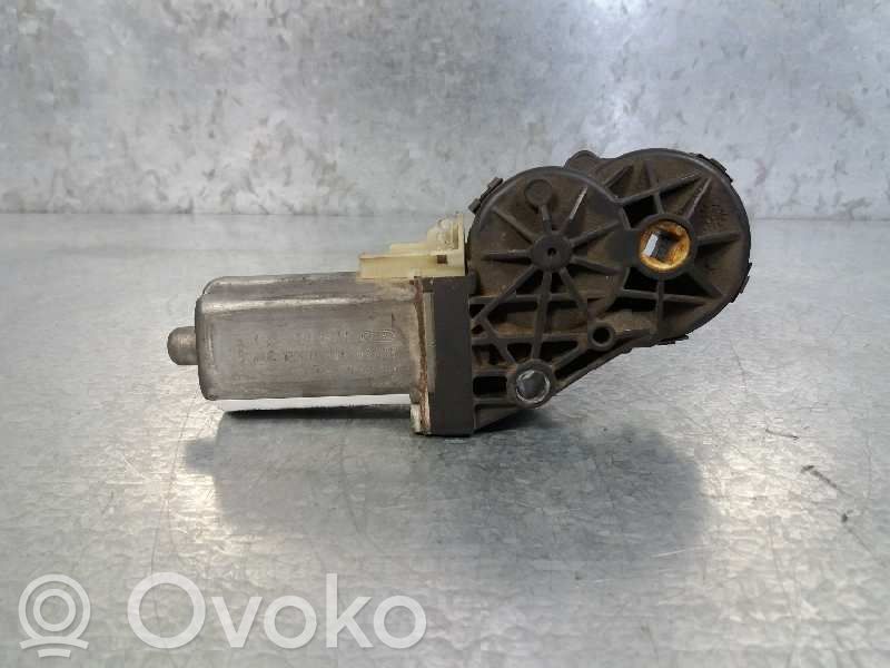 Peugeot 307 Motor/actuator trapă 