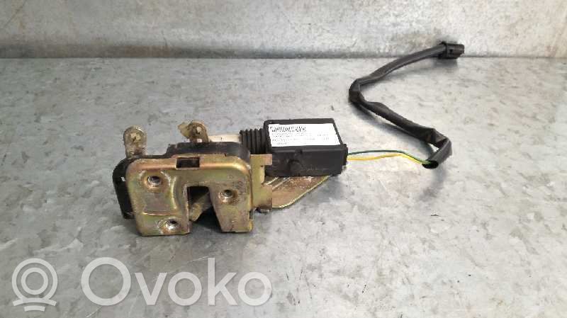 Volvo 460 Priekšpusē slēdzene 