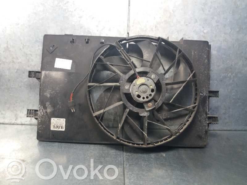 Mercedes-Benz Vaneo W414 Ventilator electric răcire radiator