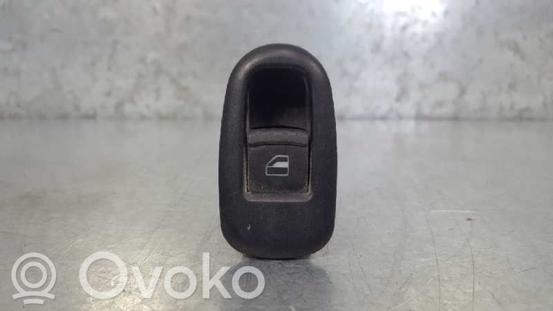 Seat Leon (1M) Interrupteur commade lève-vitre 