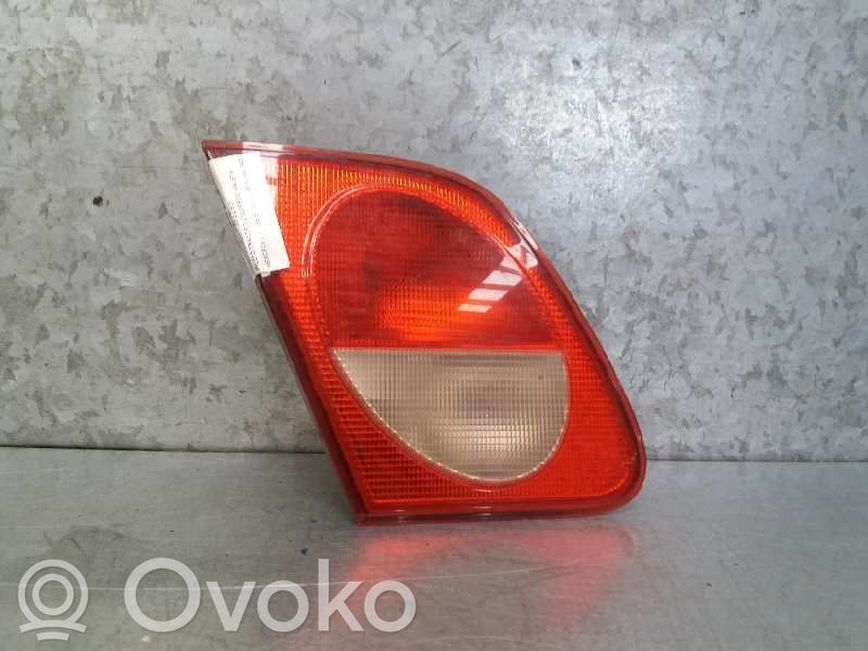 Mercedes-Benz E W210 Luci posteriori del portellone del bagagliaio