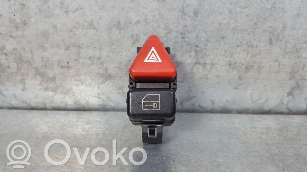 Comutator lumini pericol   A1688201210