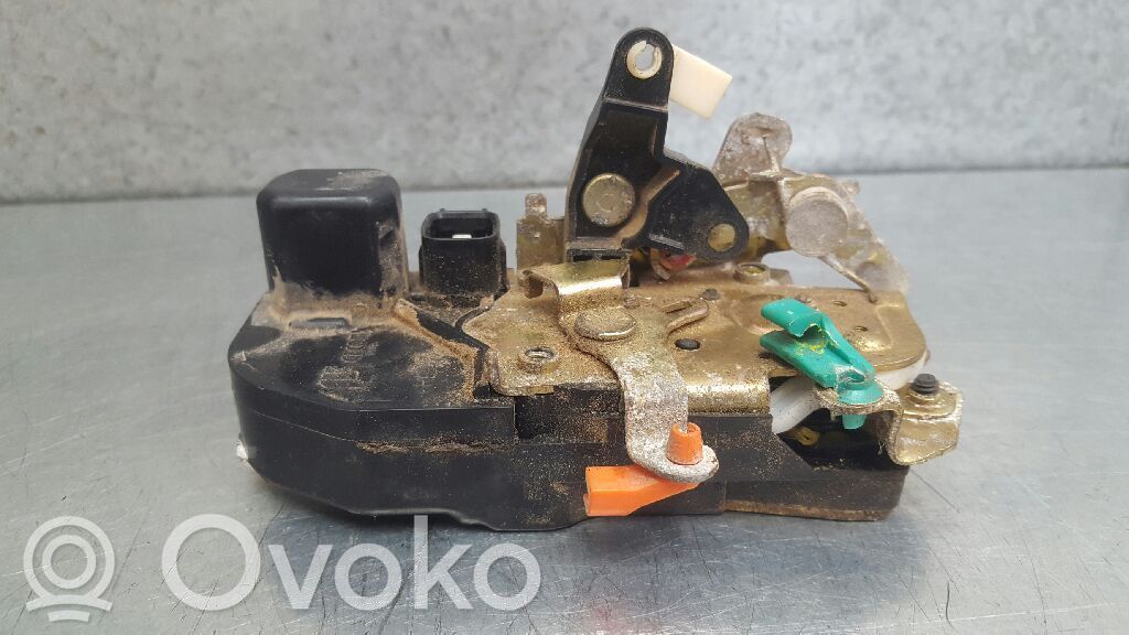 Chrysler Sebring (ST-22 - JR) Zamek drzwi przednich 
