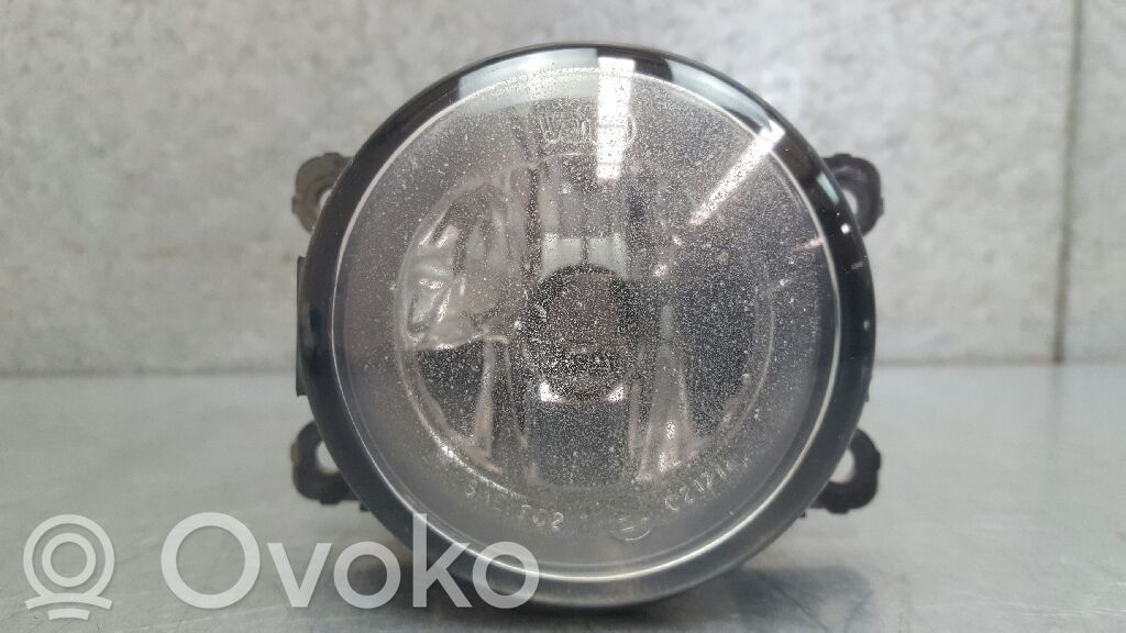 Feu antibrouillard avant   4R8315200AA