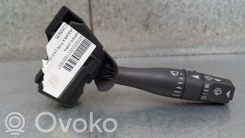 Pyyhkijän vipu   C2S5935
