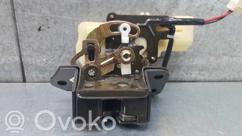 Mazda 323 Tailgate lock latch 