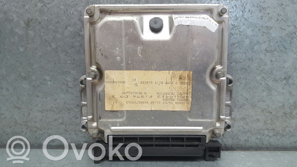 Unidad de control/módulo del motor   9636255980