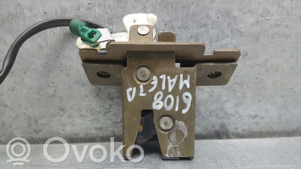 Nissan Primera Încuietoare portbagaj 