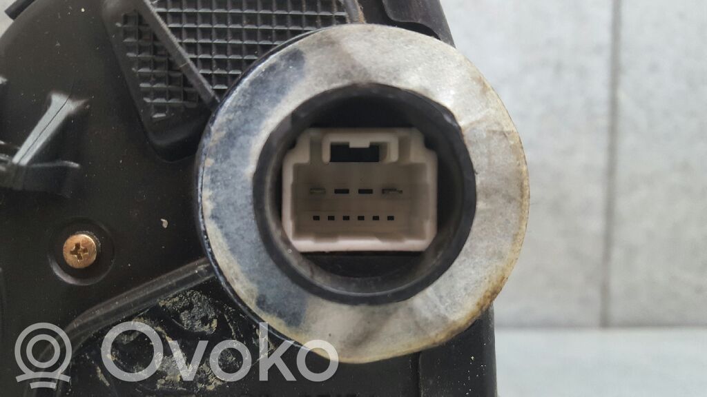 Toyota Avensis T250 Serratura portiera anteriore