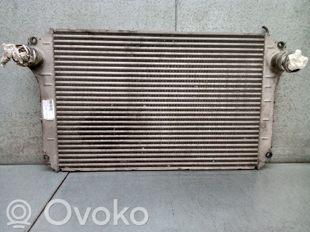 Toyota Avensis T250 Radiator intercooler 