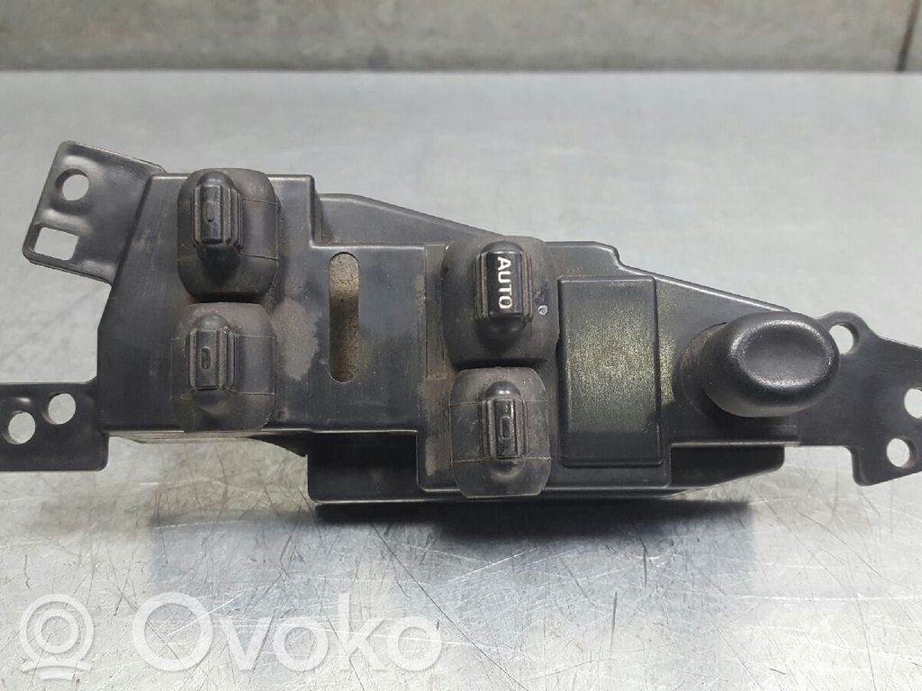 Electric window control switch   04602464AA