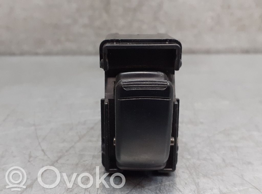 Daewoo Nubira Przyciski szyb 