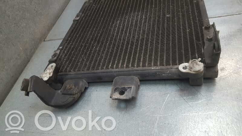 Radiateur condenseur de climatisation