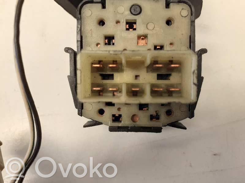 Chevrolet Nubira Palanca de control del limpiaparabrisas 