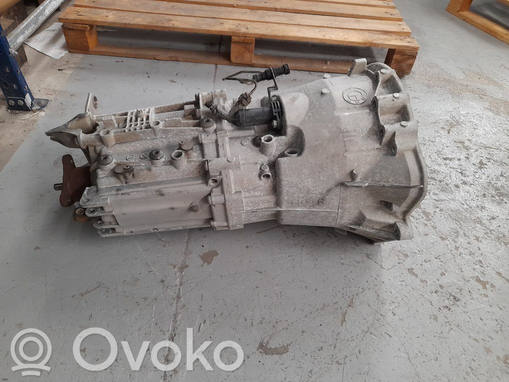 Manualna 5-biegowa skrzynia biegów   S704426704