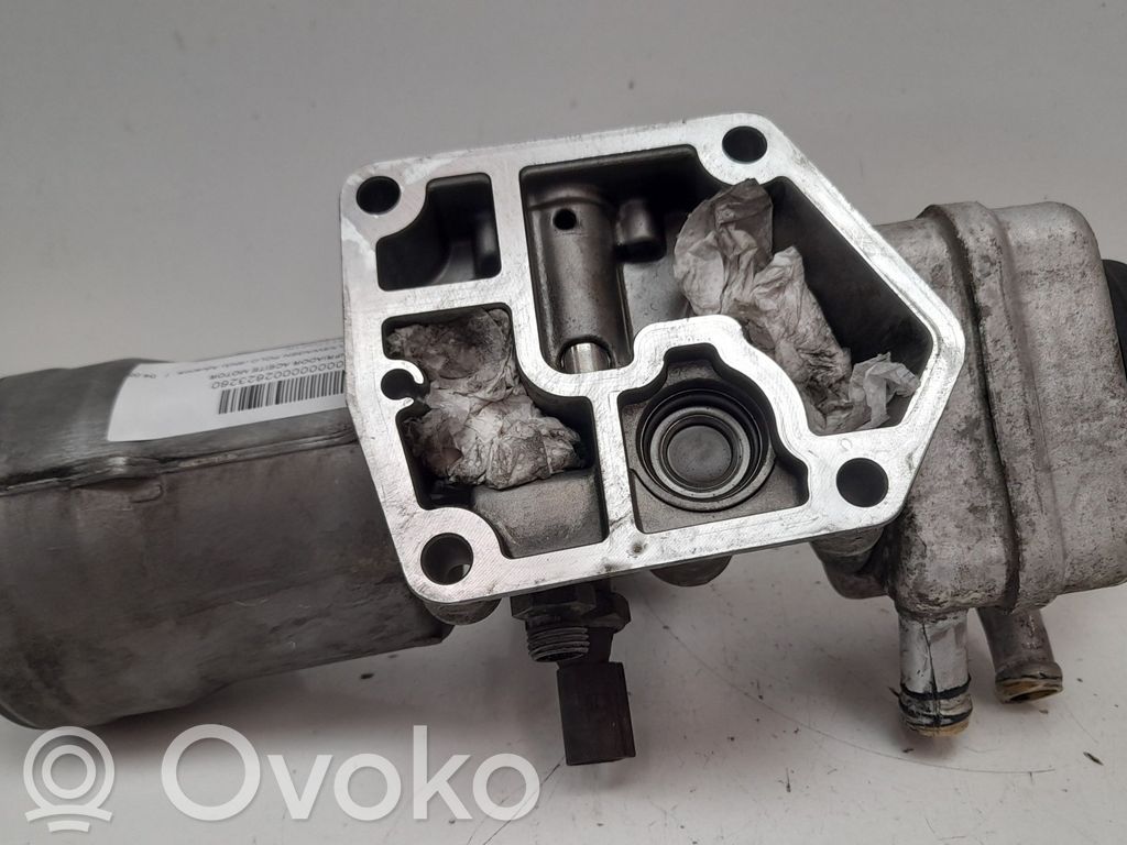 Volkswagen Polo IV 9N3 Radiatore dell’olio del motore