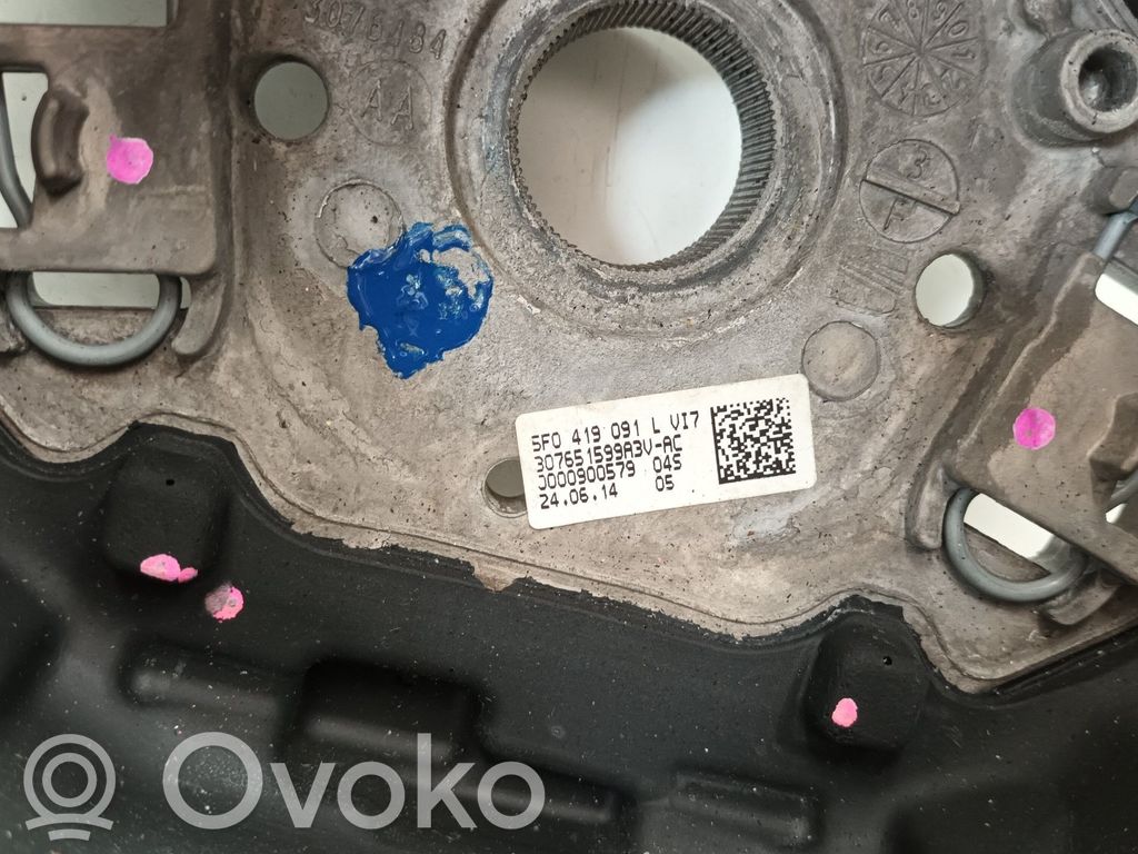 Ohjauspyörä   5F0419091L