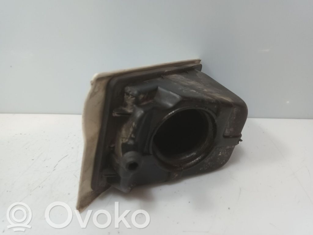 Korek wlewu paliwa   YC15V27936AJ