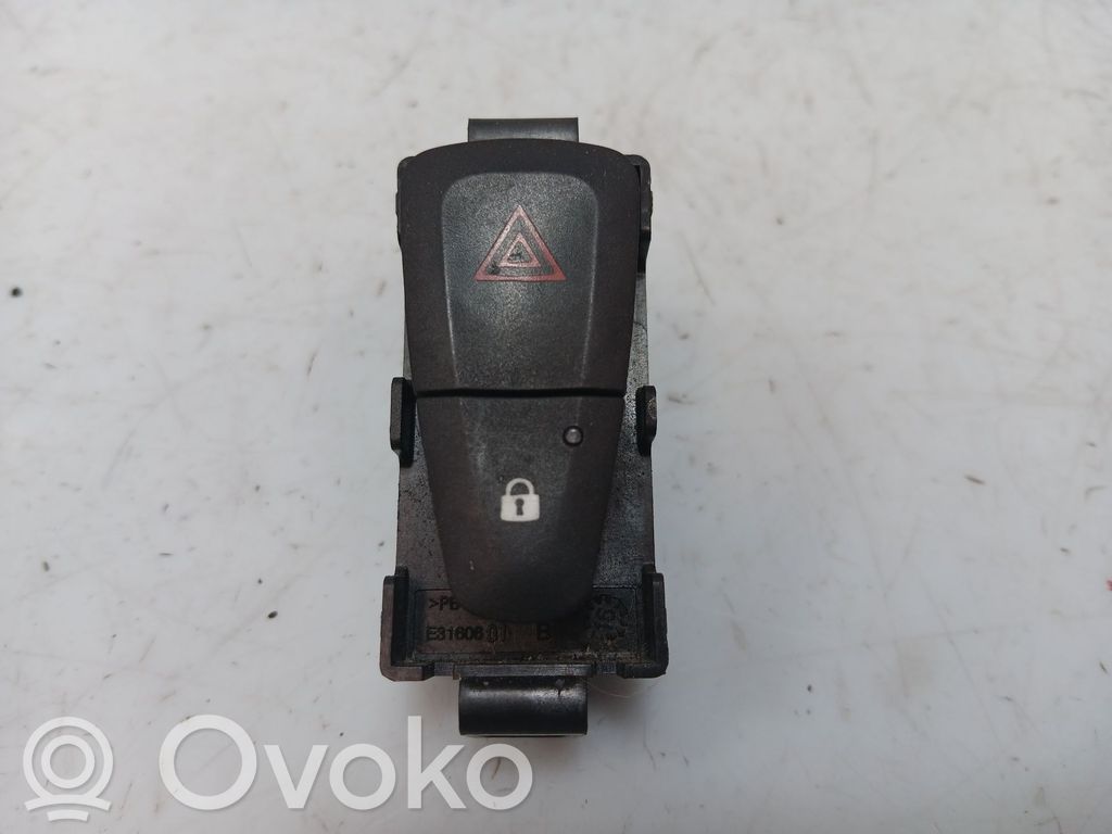 Botón interruptor de luz de peligro   E3160101