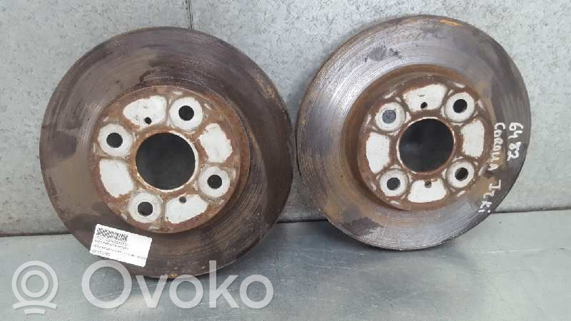 Toyota Corolla E110 Etujarrulevy 