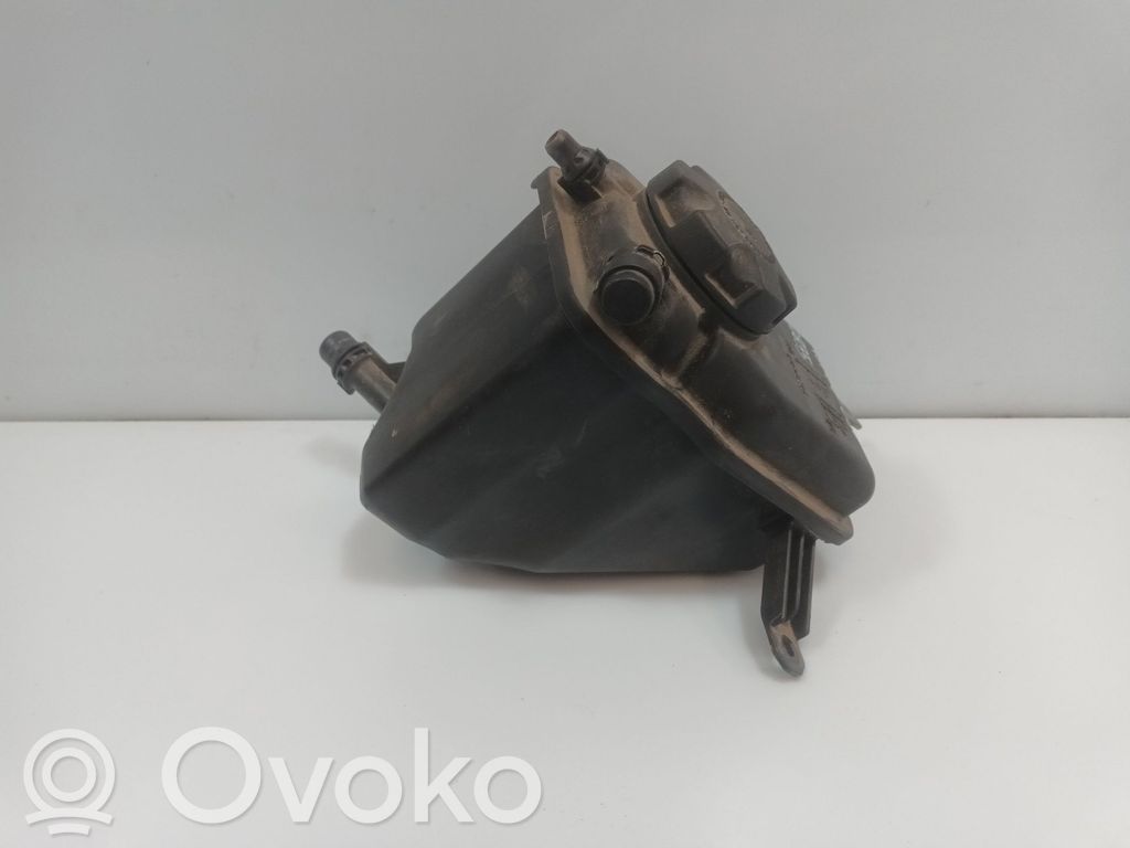 Aušinimo skysčio išsiplėtimo bakelis   1713752118905