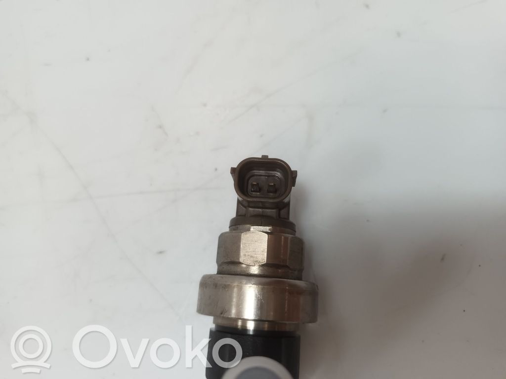 Inyector de combustible   973762703