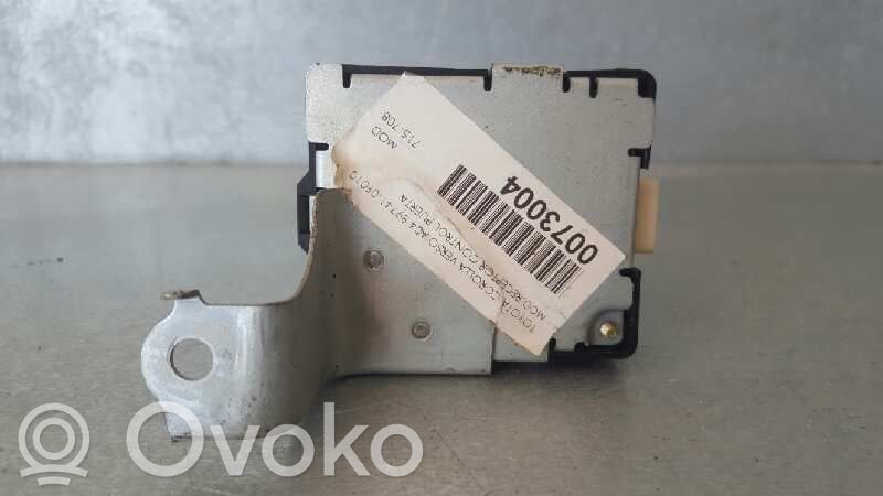 Toyota Corolla Verso E121 Centralina/modulo chiusura centralizzata portiere 