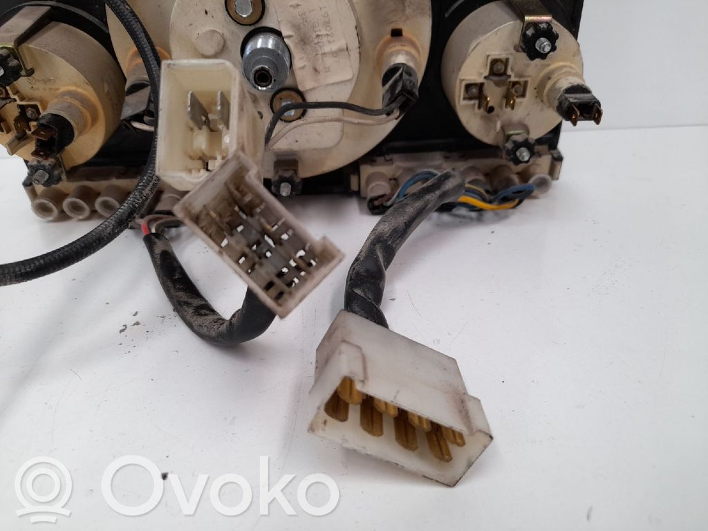 Mercedes-Benz 100 W631 Tachimetro (quadro strumenti)